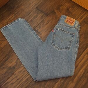 Levi's Classic Blue Straight Jeans